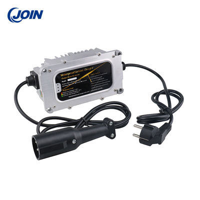 20A gab wasserdichtes Ladegerät für Bleisäure 48V und NMC-Batterien aus